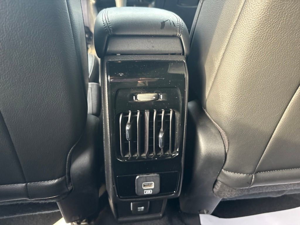 Certified 2023 Jeep Compass Latitude image 33