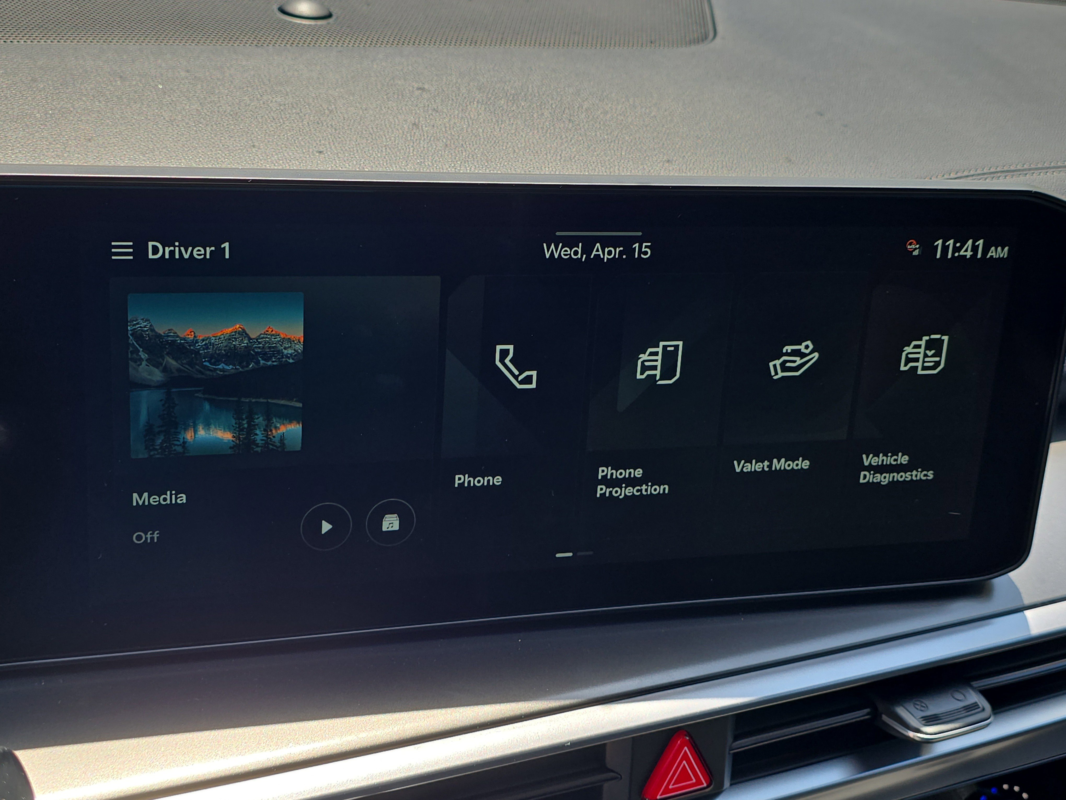 New 2026 Kia Sorento LX FWD image 21