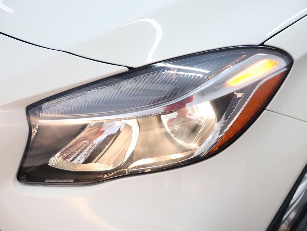 Used 2018 Mercedes-Benz GLA 250 image 27