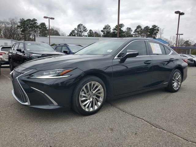 Used 2022 Lexus ES 300h Ultra Luxury image 3