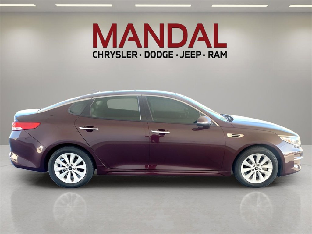 Used 2018 Kia Optima EX w/ Premium Package image 5