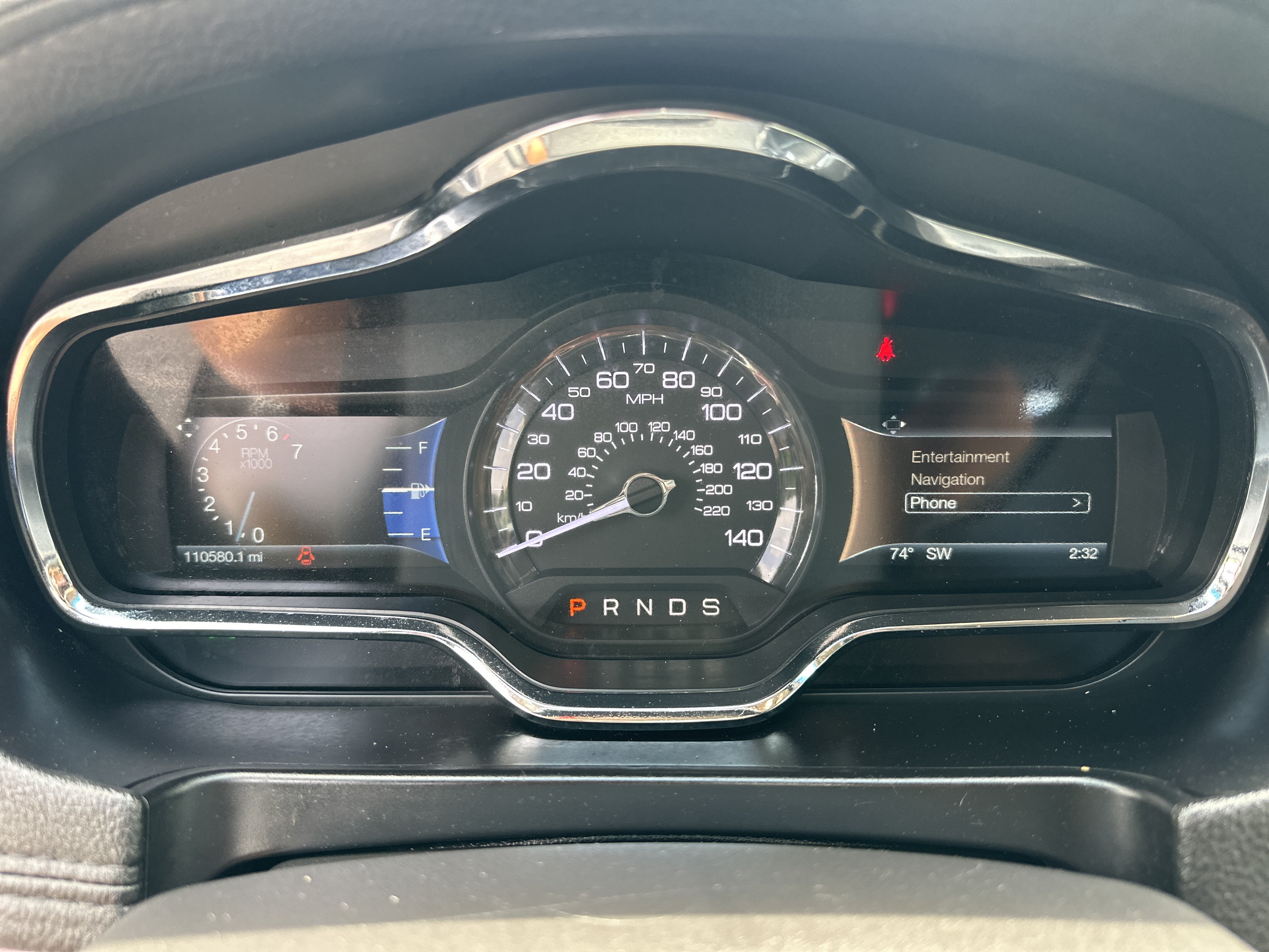 Used 2019 Lincoln MKT AWD image 12