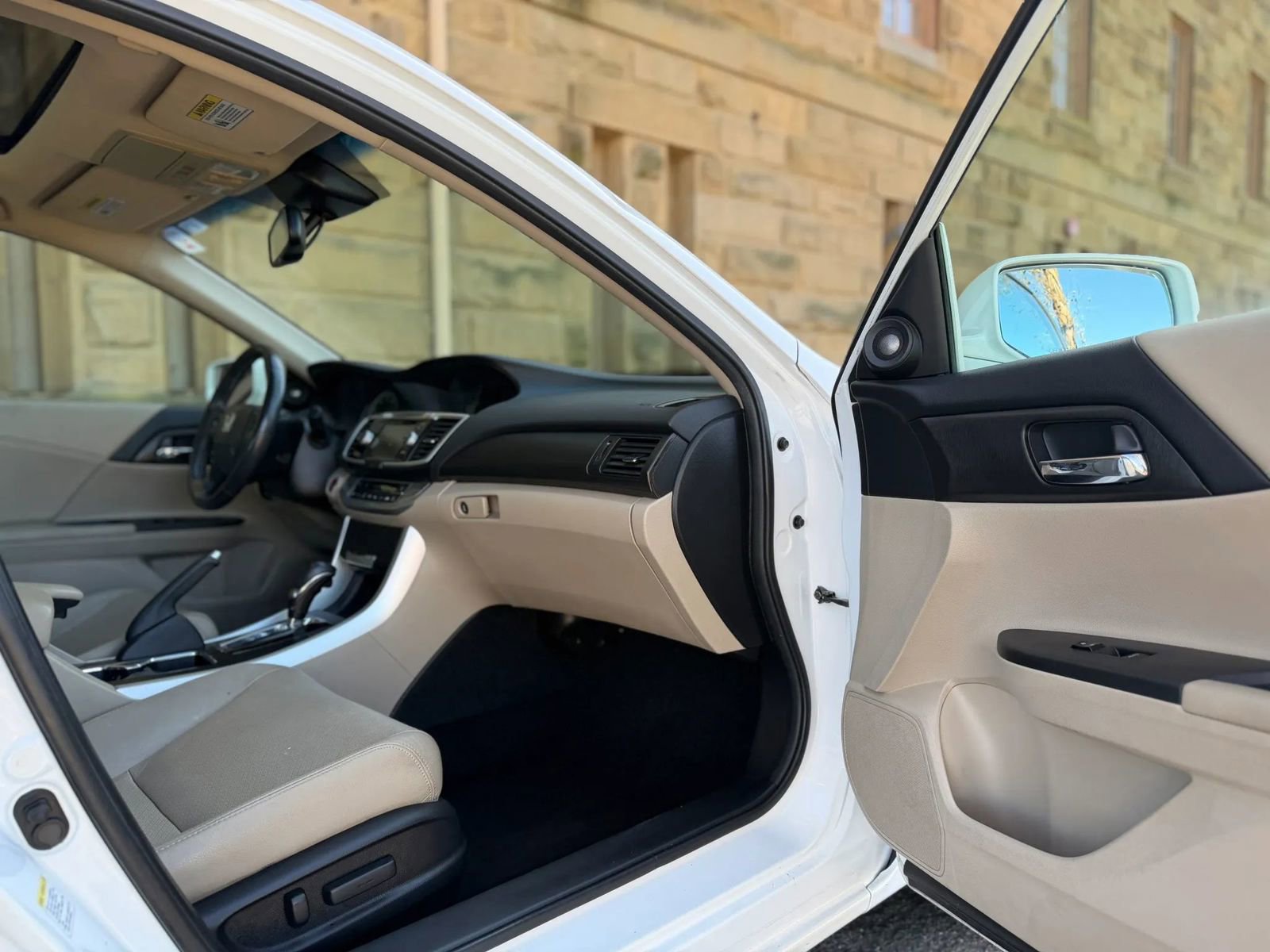Used 2013 Honda Accord EX-L image 26