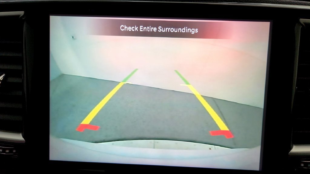 Used 2022 Chrysler Pacifica Touring-L FWD image 32