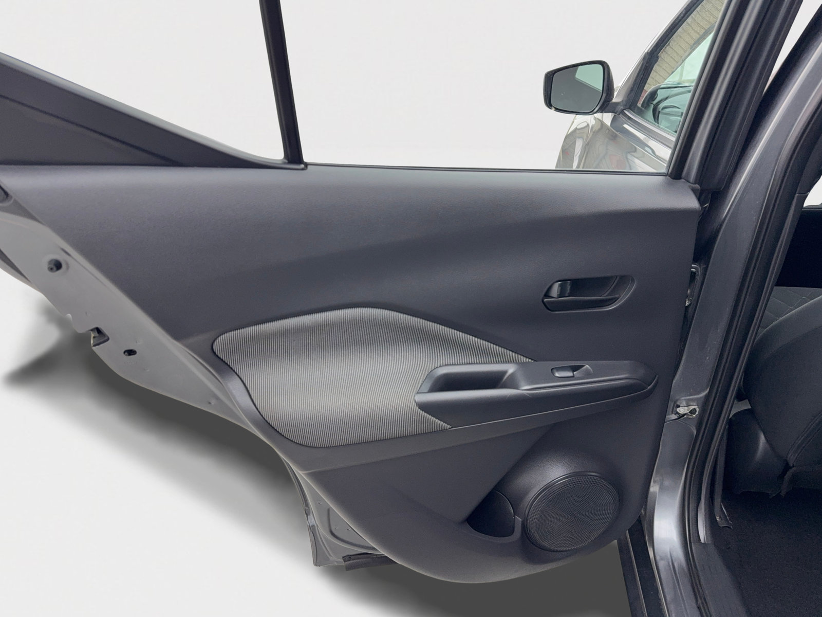 Used 2020 Nissan Kicks S FWD image 45
