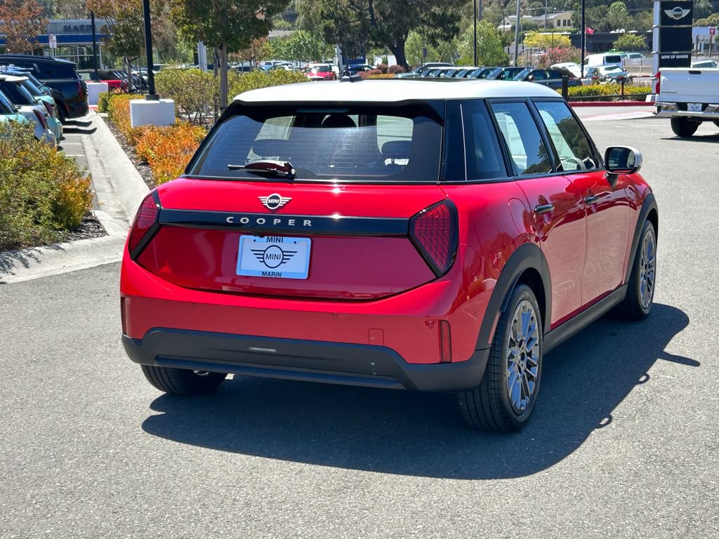 New 2026 MINI Cooper 4-Door Hardtop FWD image 5