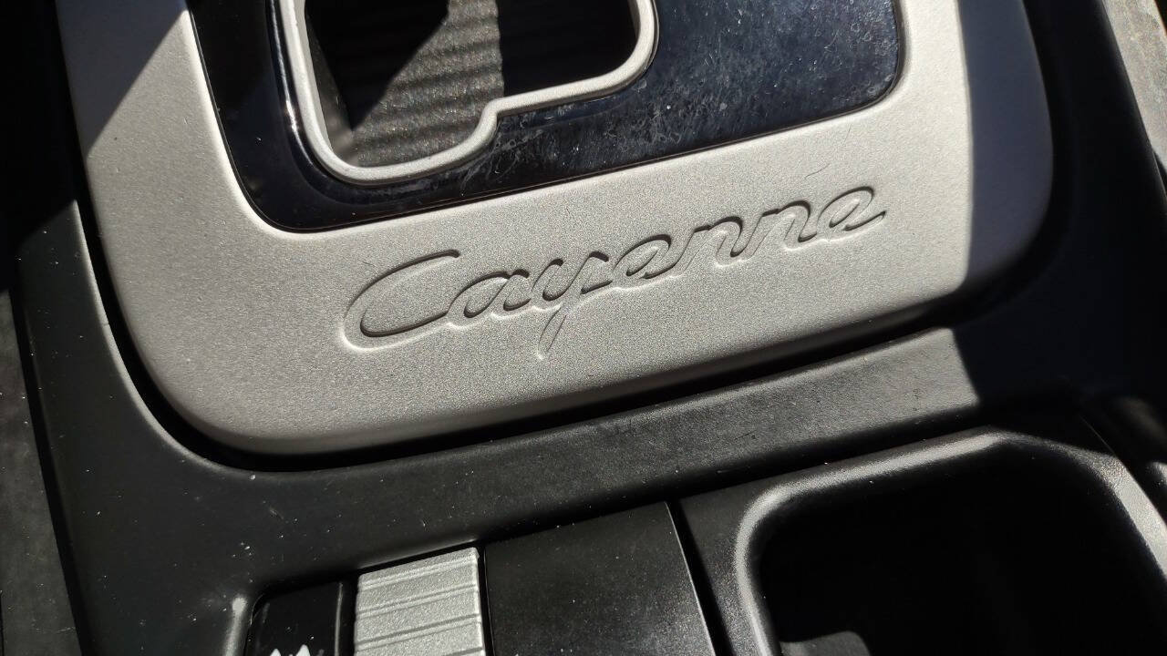 Used 2008 Porsche Cayenne AWD/4WD image 25