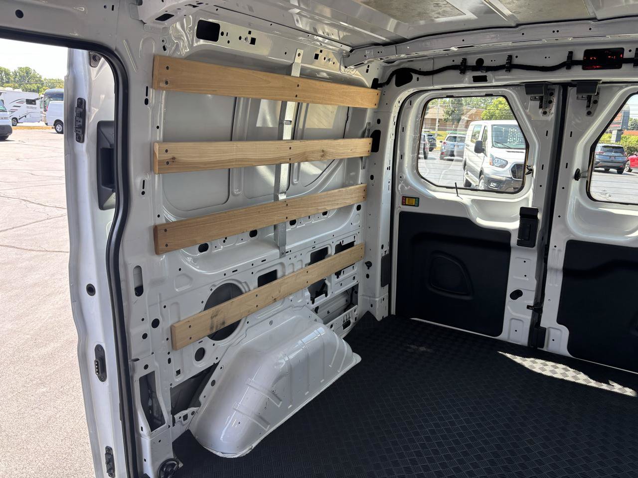 Used 2025 Ford Transit 250 Low Roof w/ Exterior Upgrade Package RWD image 13