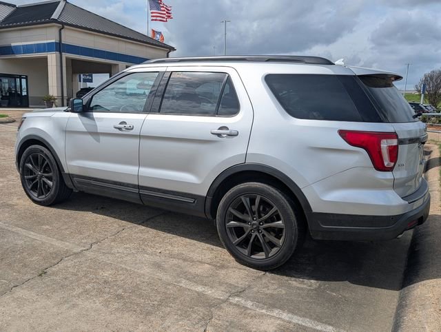 Used 2019 Ford Explorer XLT w/ Equipment Group 202A image 16