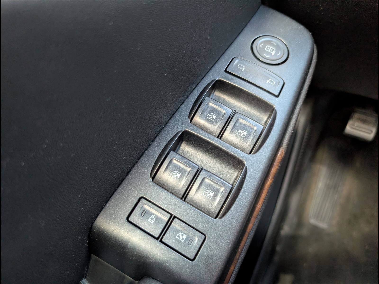 Used 2016 Chevrolet Tahoe LS image 18