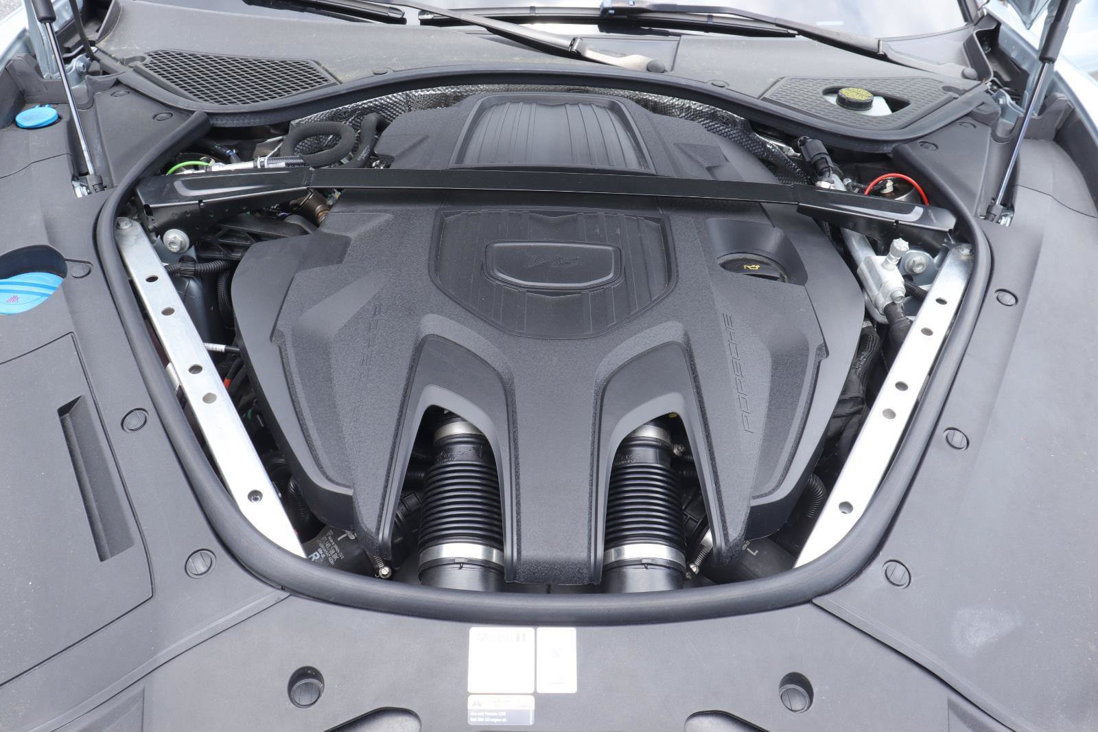 Used 2023 Porsche Panamera Platinum Edition w/ Sportdesign Package RWD image 38
