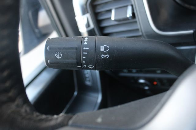 Used 2022 Ford F150 XLT w/ Equipment Group 302A High image 11