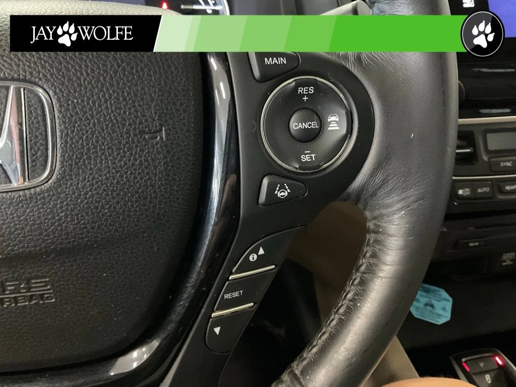 Used 2017 Honda Pilot Touring image 13