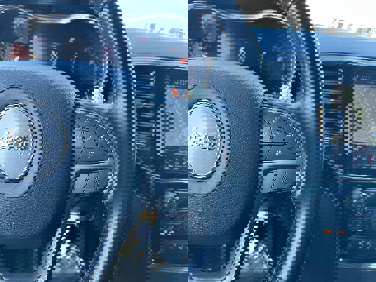 Used 2019 Jeep Grand Cherokee Limited X image 29