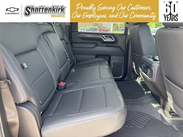 Used 2024 Chevrolet Silverado 2500 LTZ w/ LTZ Plus Package AWD/4WD image 30
