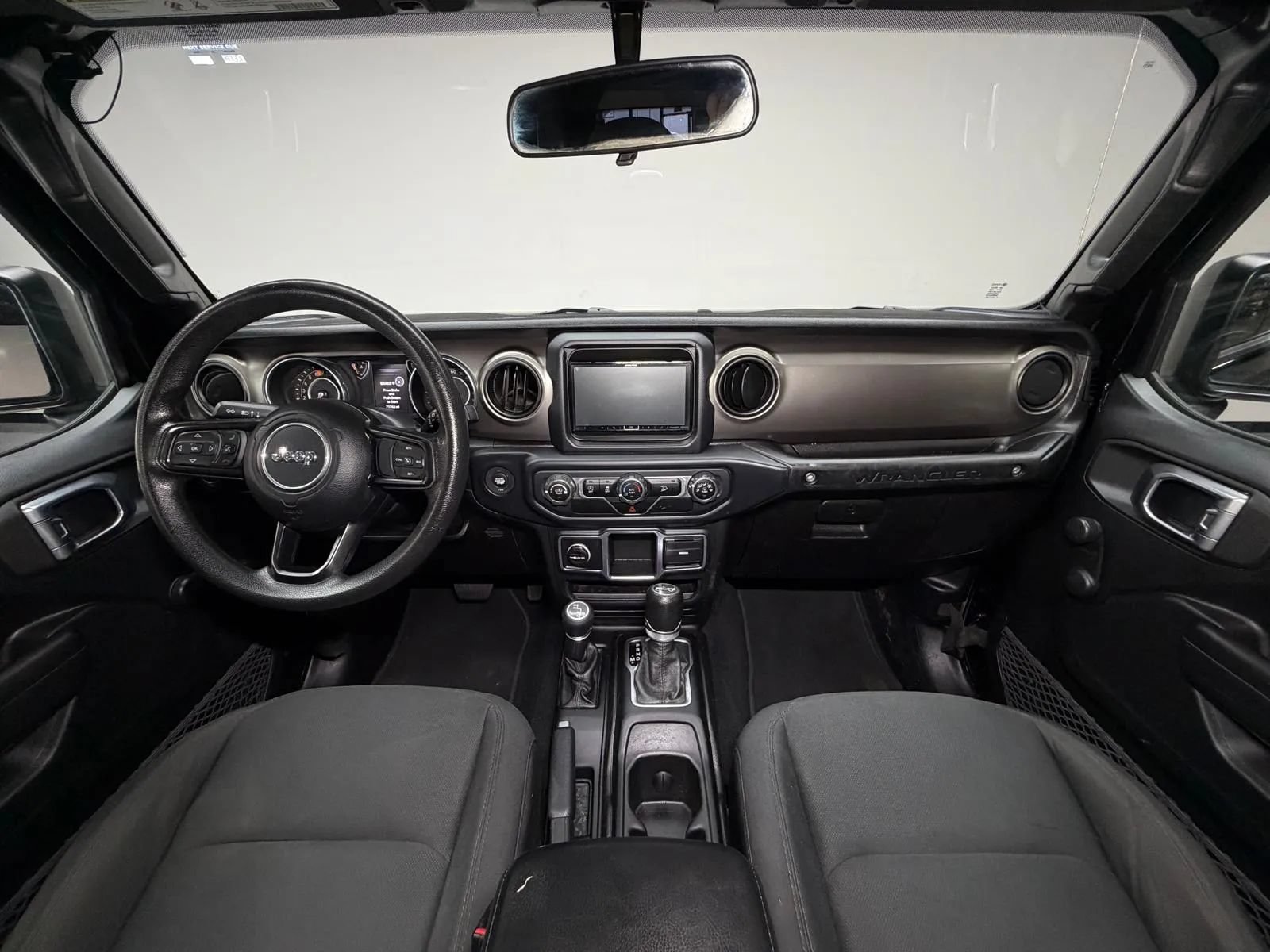 Used 2018 Jeep Wrangler Sport AWD/4WD image 17