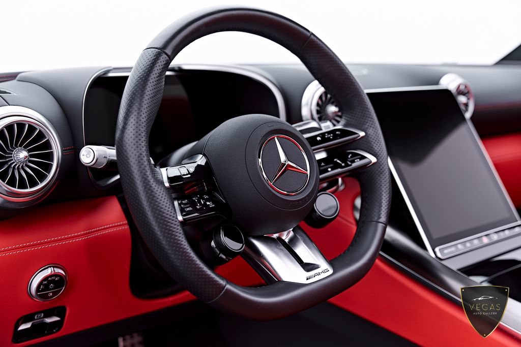 Used 2025 Mercedes-Benz SL 43 AMG w/ Driver Assistance Package image 54