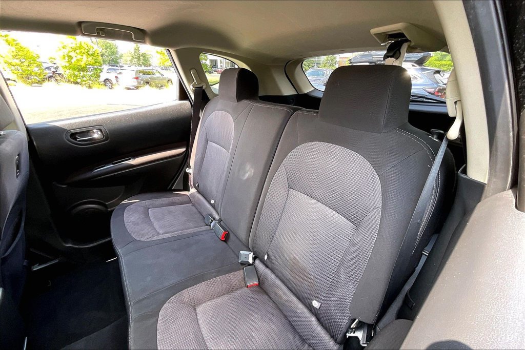 Used 2013 Nissan Rogue SV w/ Premium Pkg AWD/4WD image 29