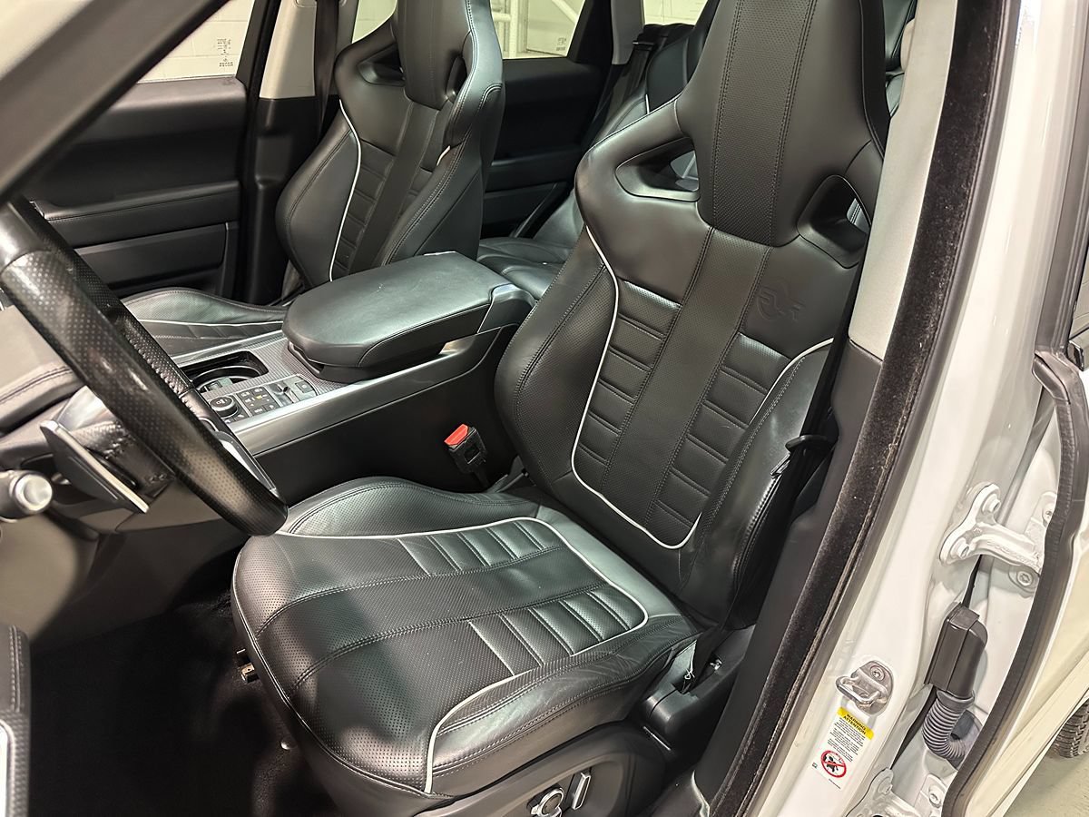 Used 2017 Land Rover Range Rover Sport SVR AWD/4WD image 33