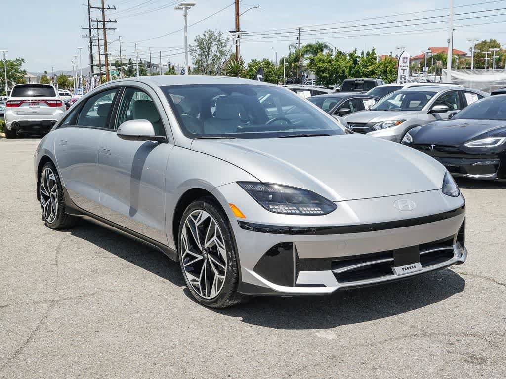 Used 2024 Hyundai Ioniq 6 SEL RWD image 3