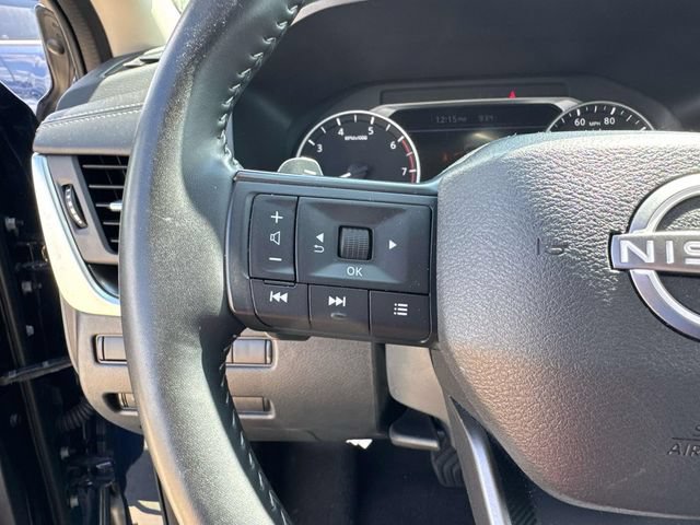 Used 2025 Nissan Rogue SV FWD image 29