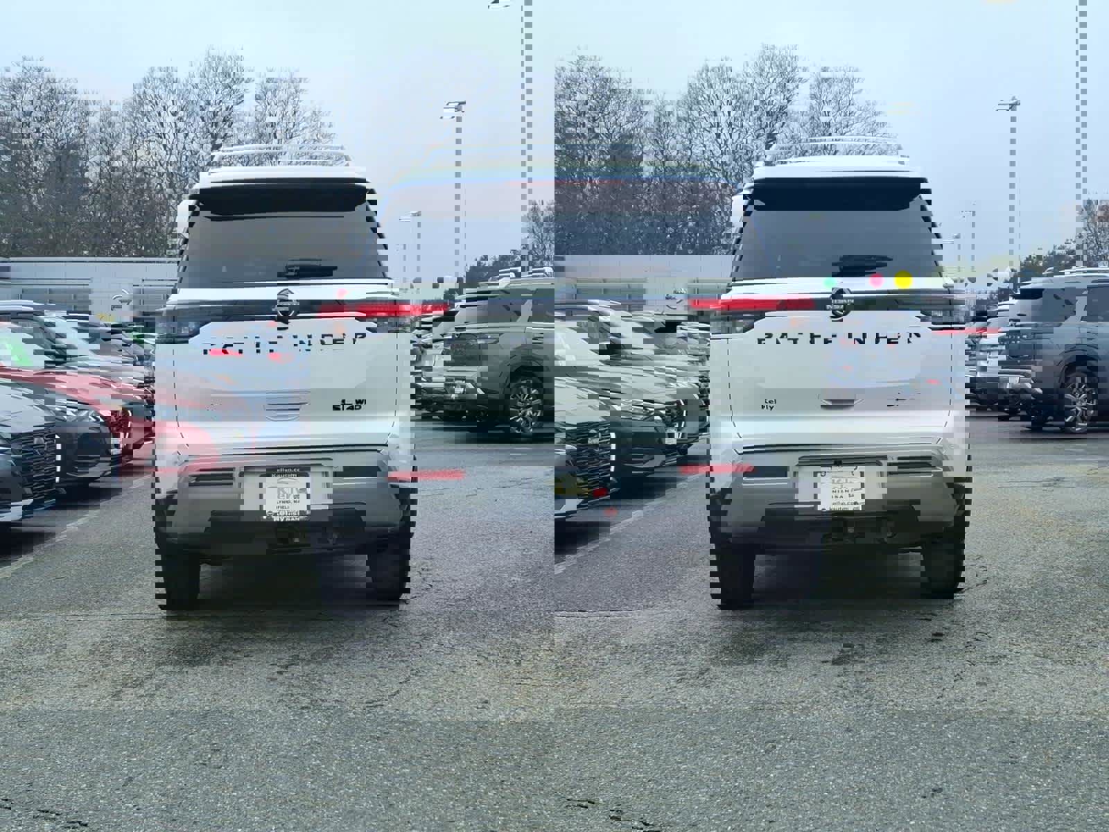 Used 2023 Nissan Pathfinder SL w/ SL Premium Package image 5