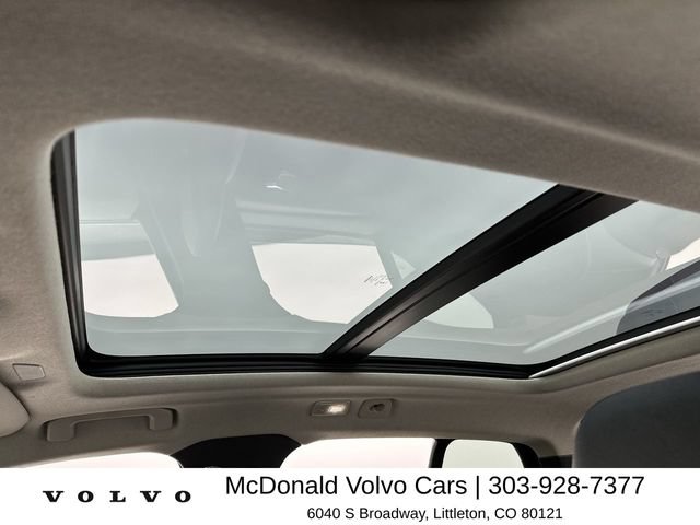 Used 2024 Volvo XC40 B5 Ultimate w/ Protection Package Premier AWD/4WD image 22