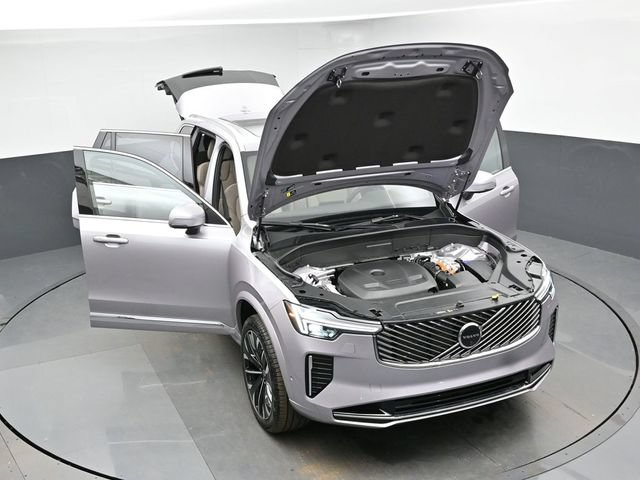 New 2026 Volvo XC90 T8 Plus w/ Protection Package Premier AWD/4WD image 52