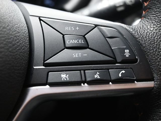 Used 2023 Nissan Kicks SR w/ Exterior Package FWD image 25