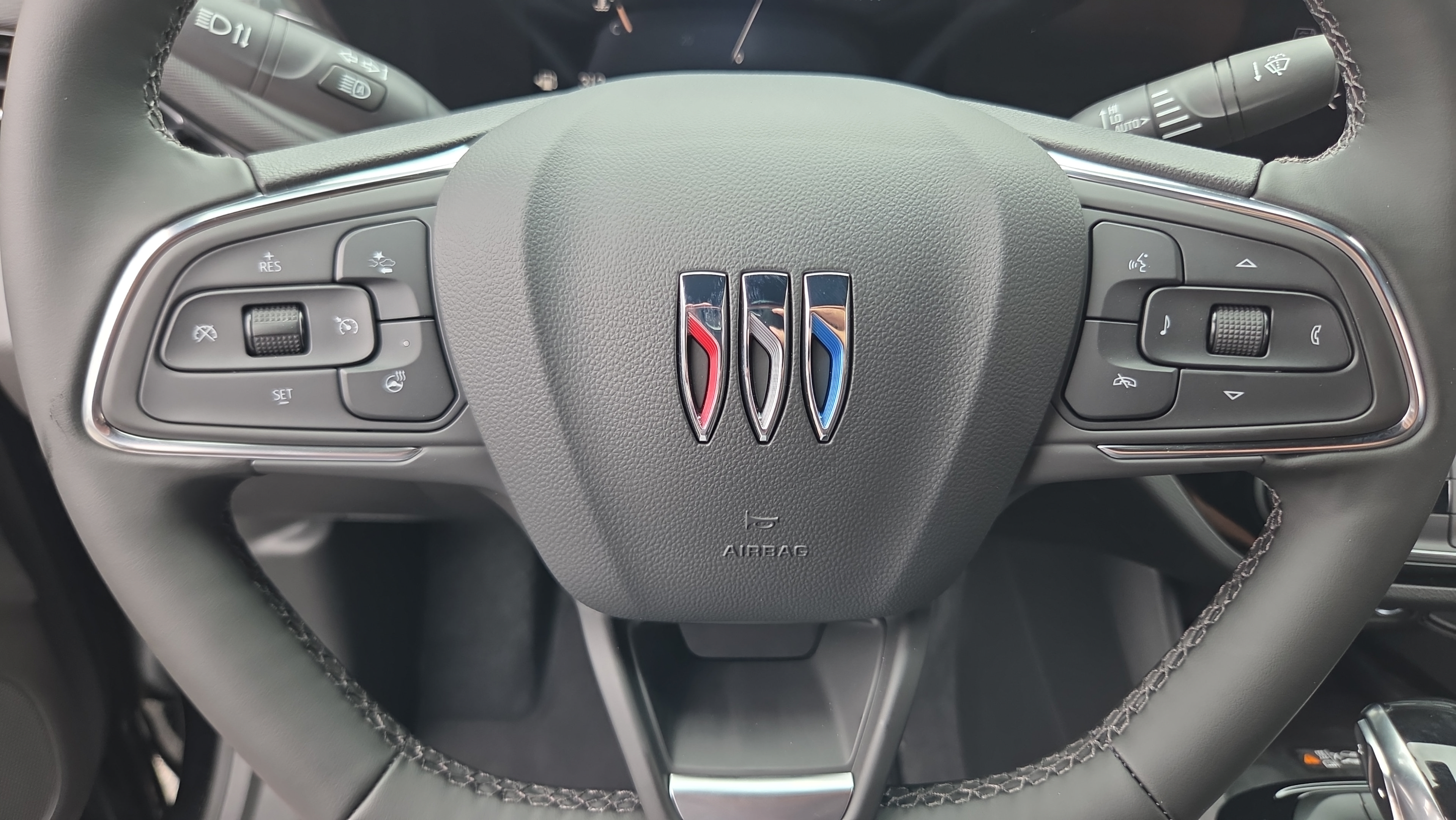 New 2026 Buick Envista Sport Touring w/ Convenience I Package FWD image 23