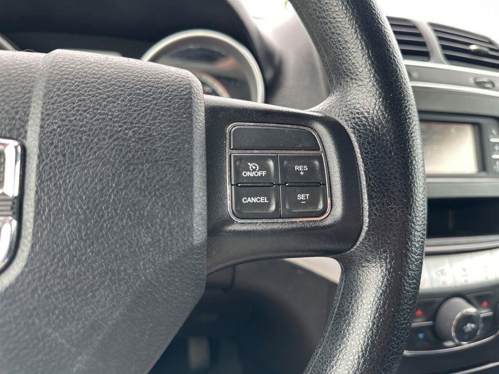 Used 2018 Dodge Journey SE w/ Blacktop Package FWD image 21