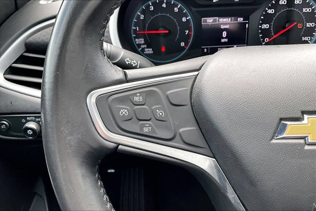 Used 2022 Chevrolet Malibu LT w/ Midnight Edition FWD image 17