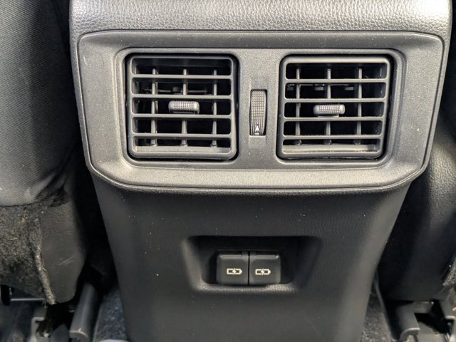 Used 2022 Toyota RAV4 XLE image 15