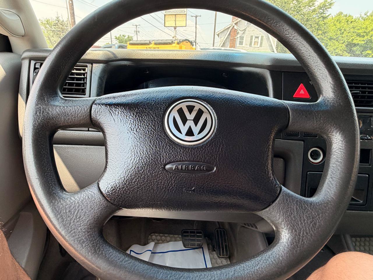 Used 2003 Volkswagen Eurovan MV FWD image 22