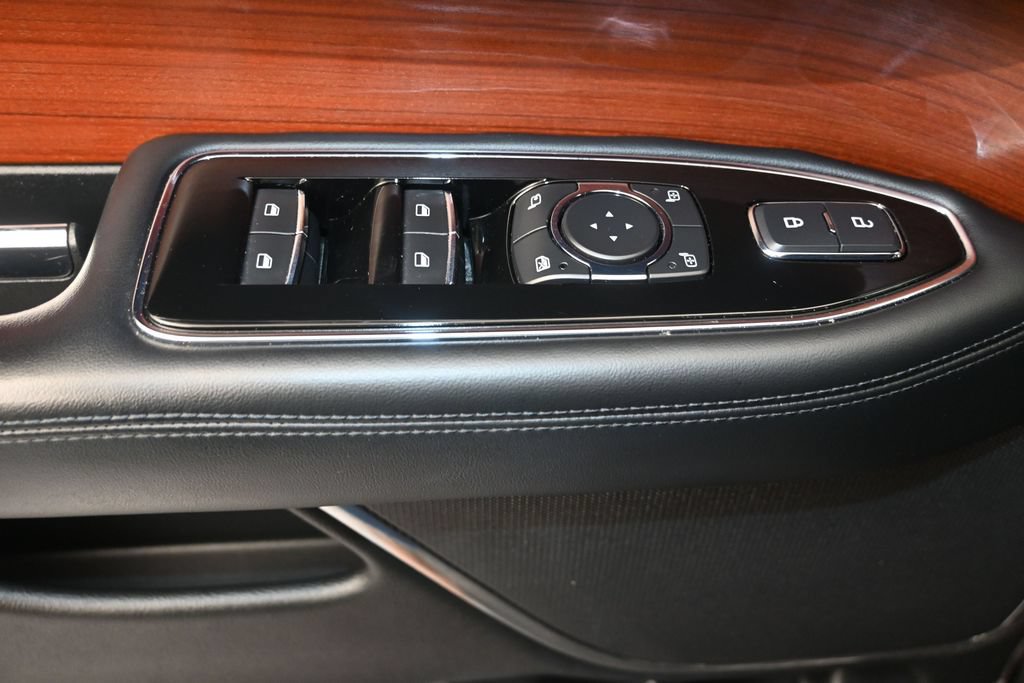 Used 2020 Lincoln Navigator L 4WD image 20