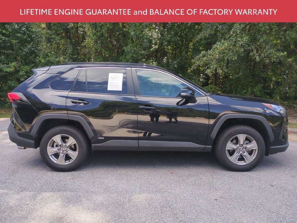Used 2024 Toyota RAV4 XLE w/ Convenience Package AWD/4WD image 3