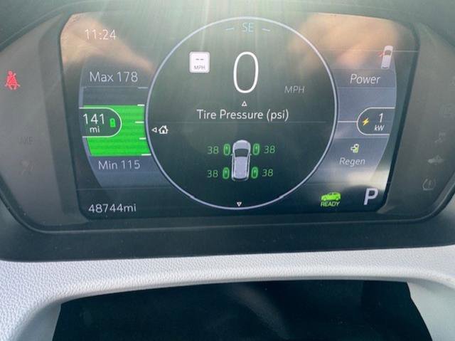 Used 2023 Chevrolet Bolt EUV Premier w/ Sun & Sound Package image 11