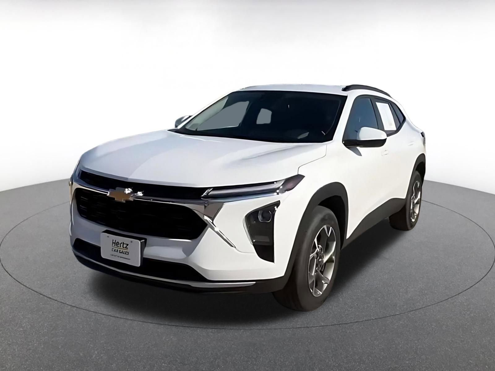 Used 2025 Chevrolet Trax LT w/ LT Convenience Package FWD image 7