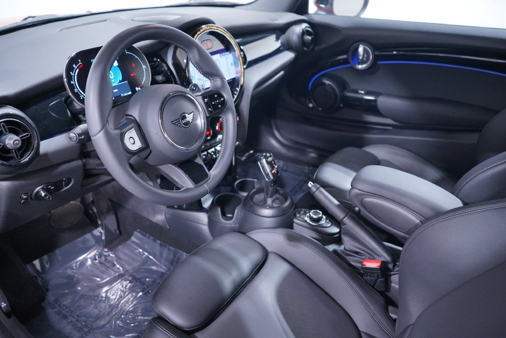 Used 2024 MINI Cooper S FWD image 6