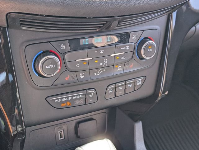 Used 2018 Ford Escape Titanium image 27