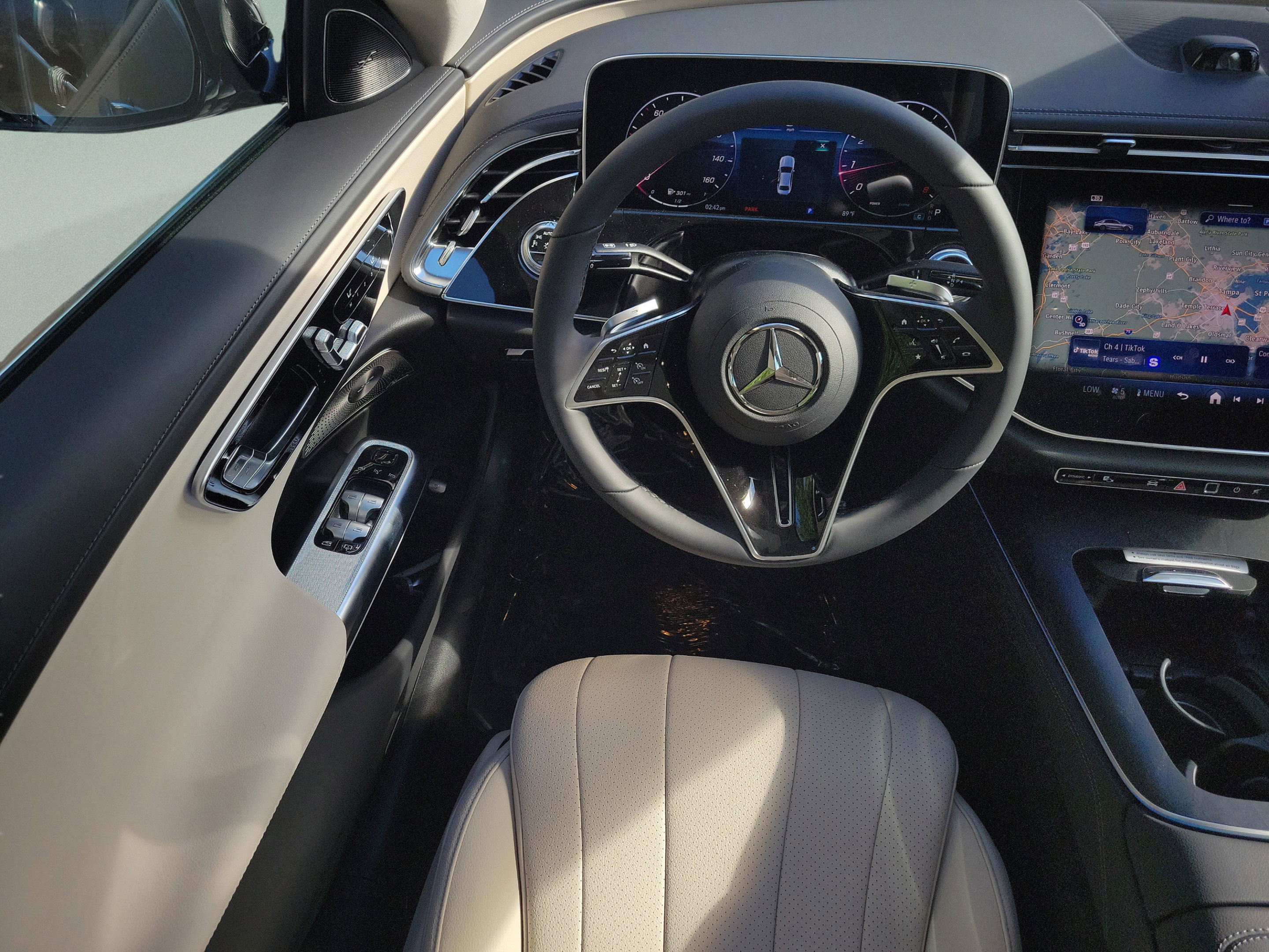 Used 2026 Mercedes-Benz E 350 Sedan image 8