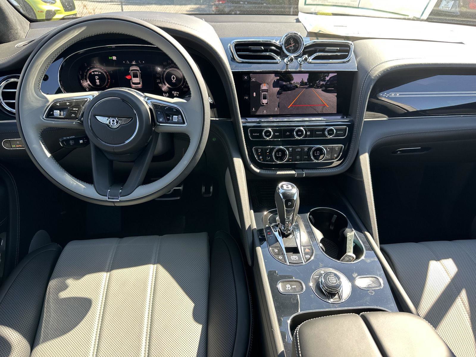 New 2027 Bentley Bentayga AWD/4WD image 31