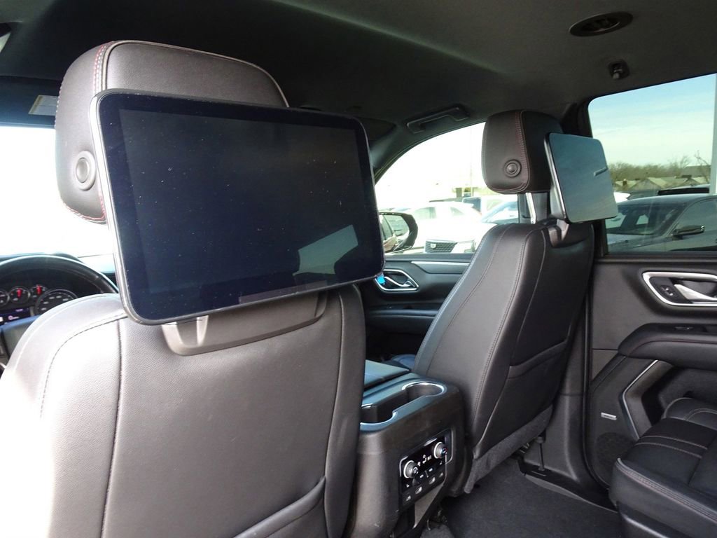 Used 2021 Chevrolet Tahoe RST w/ Luxury Package AWD/4WD image 14