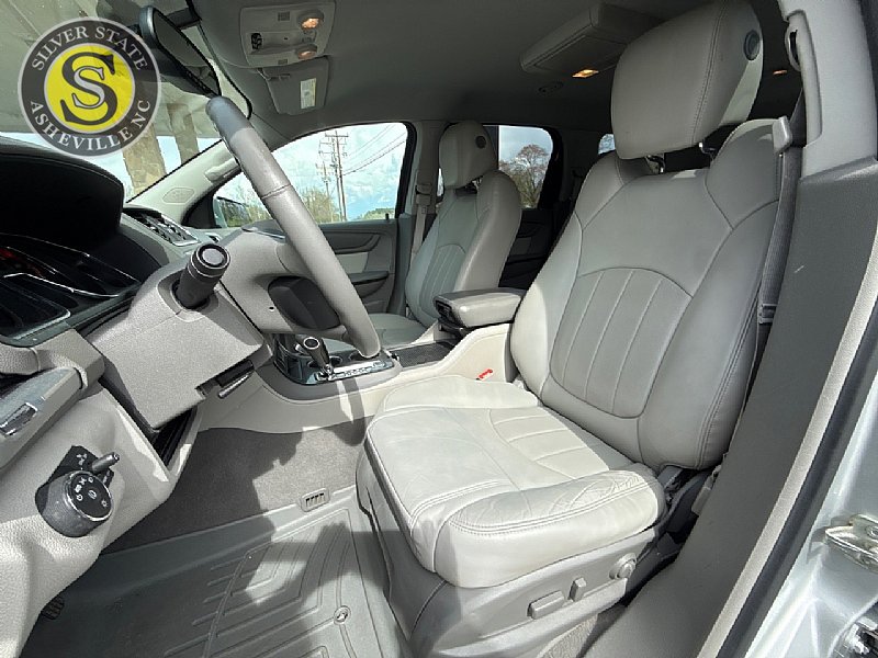 Used 2014 GMC Acadia SLT w/ Technology Package FWD image 12