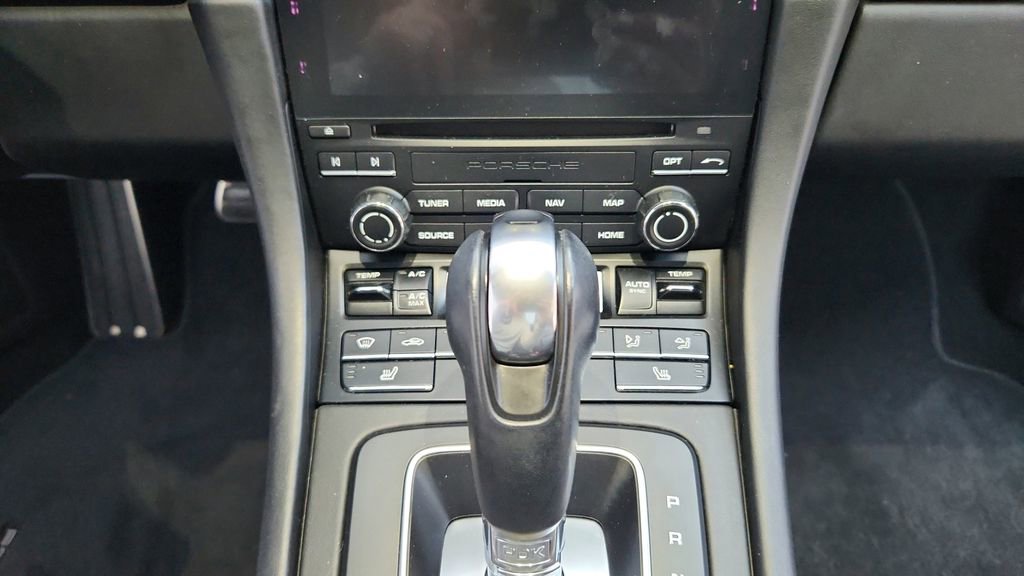 Used 2017 Porsche 911 Carrera S image 24
