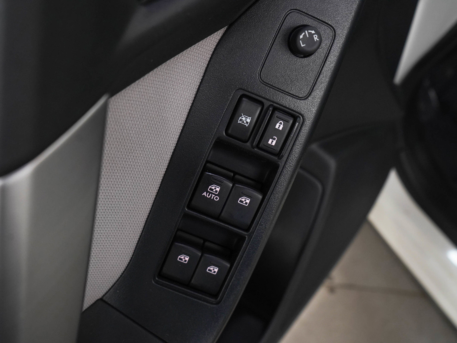 Used 2015 Subaru Forester 2.5i Premium w/ Popular Package #2 image 20