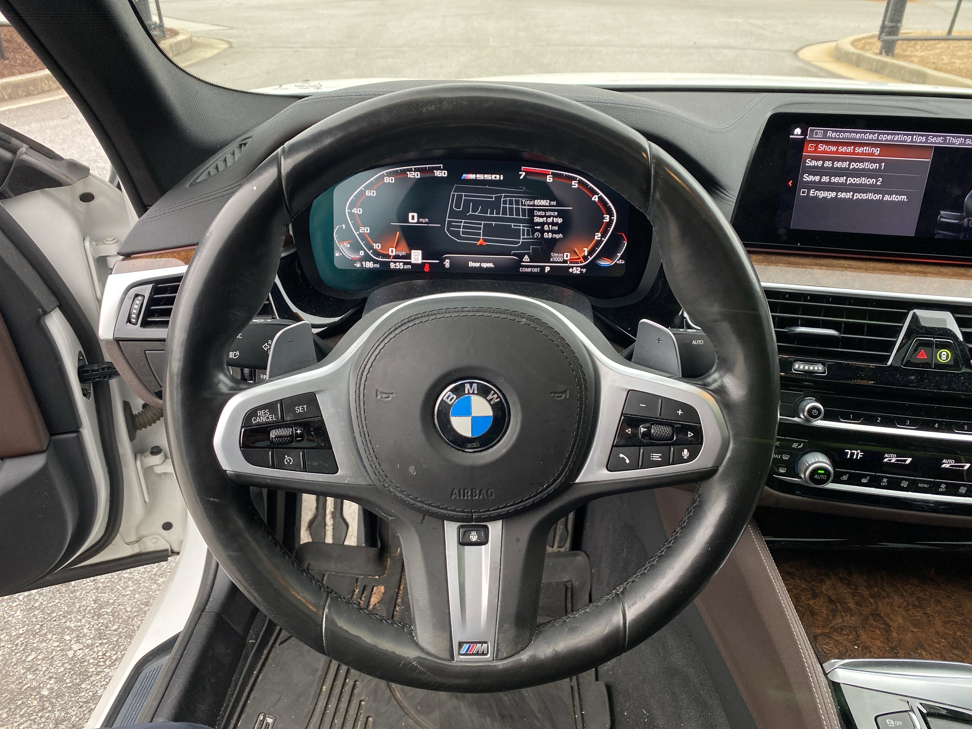 Used 2020 BMW M550i xDrive w/ Premium Package image 10