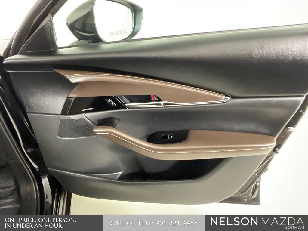 Certified 2025 MAZDA CX-30 AWD 2.5 S w/ Premium Package image 21