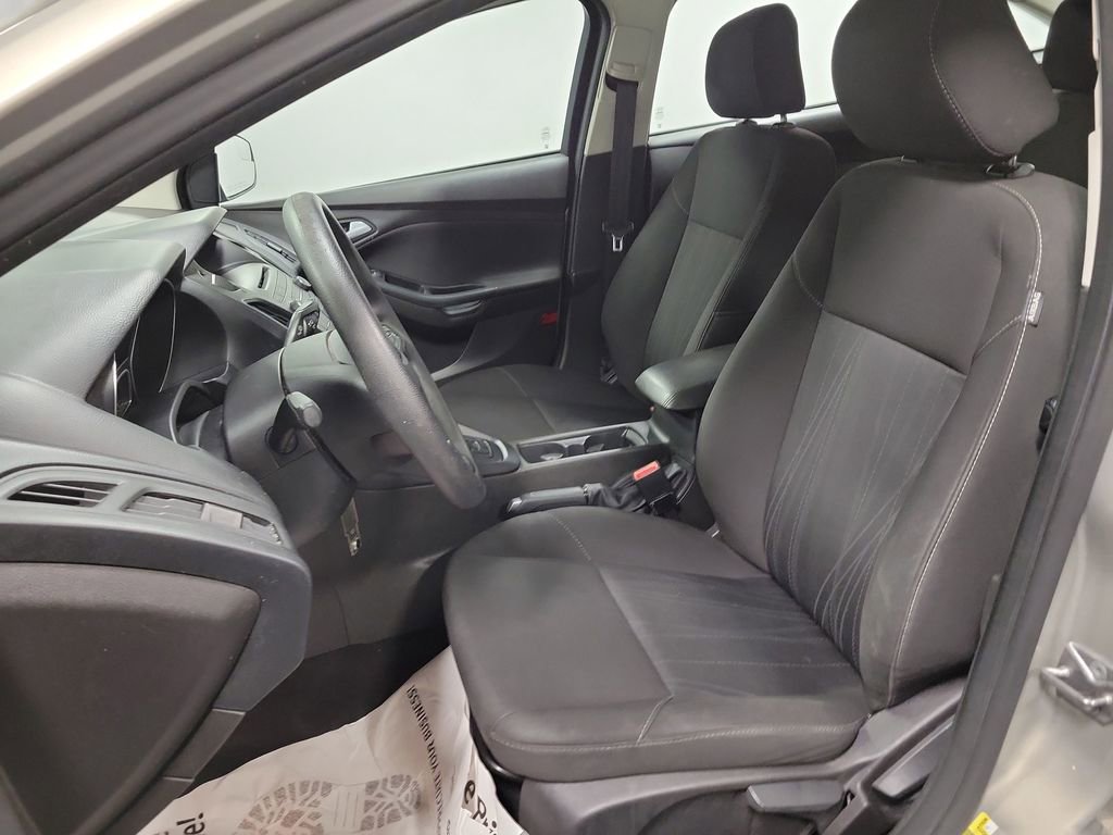 Used 2016 Ford Focus SE image 14