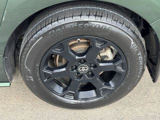 Certified 2025 Toyota Sienna XLE Woodland Edition AWD/4WD image 8